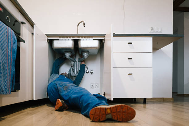 Professional Leak Detection technician working in Barclay, NJ
